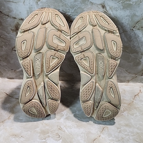 Hoka One One Bondi 8 Shoes Sneakers Size 8B Oat Milk Barley - Picture 5 of 8